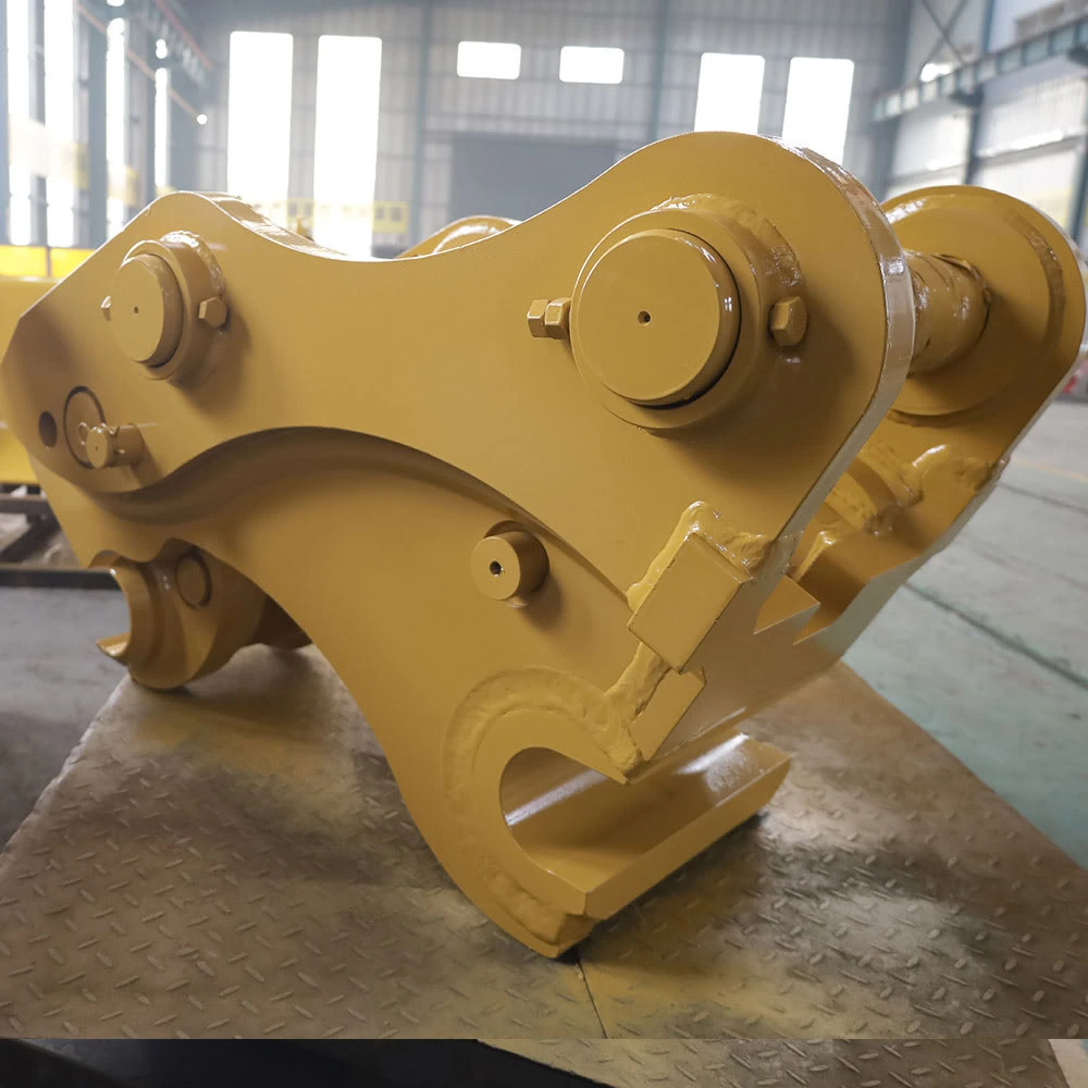 Another angle of a curved-side-plate coupler